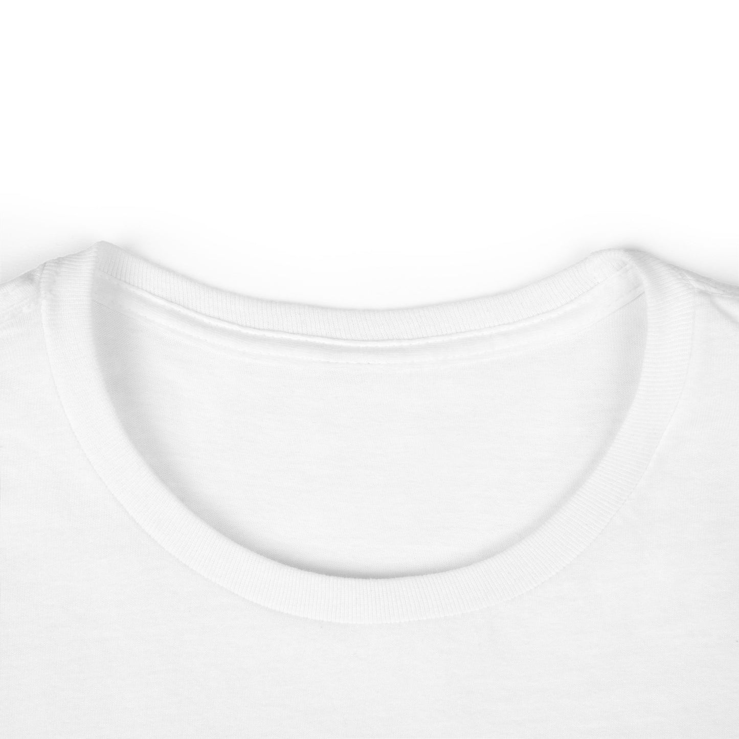 Softstyle Tee for Women - Fashion-Forward Lightweight Statement Piece for Effortless Style and Comfort